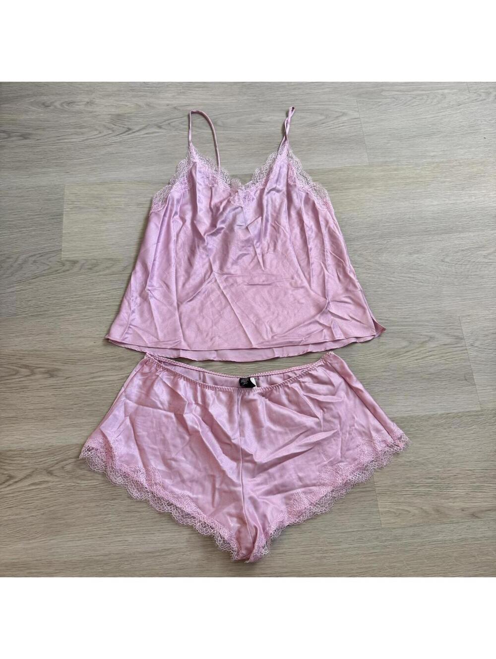 ੈ✩‧₊˚Victorias secret 2 piece pink satin lace cami and short set